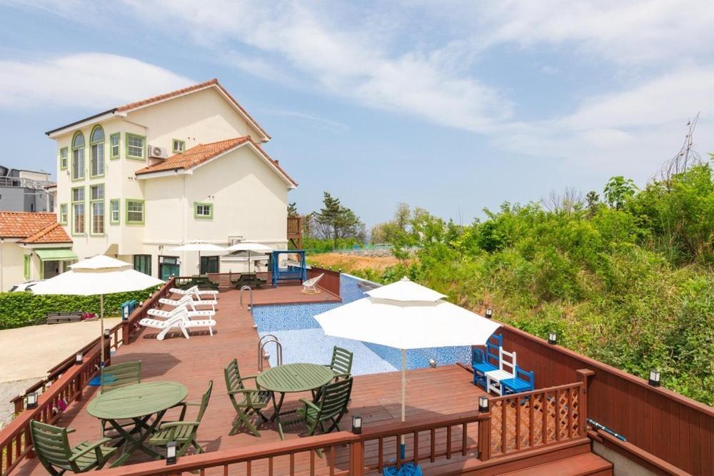 Gangneung Mirabell Spa Pension Eksteriør billede